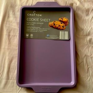 Lilac Baking Sheets